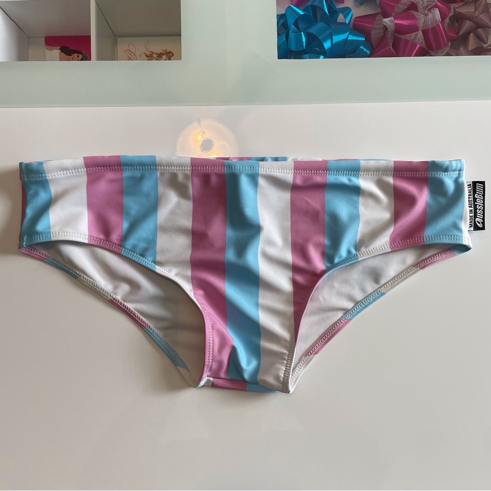 AussieBum Men’s Swim Brief – Striped Speedo Style